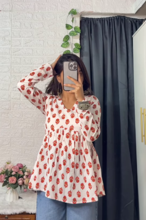 Breezy Floral Peplum Top – Casual Elegance with a Feminine Touch