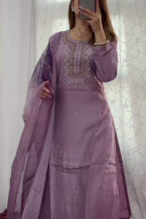 Lavender Luxe Embroidered Suit – Elegance in Every Thread