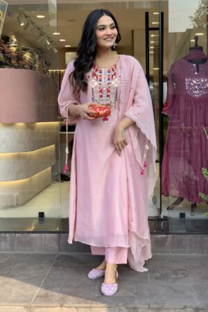 Blush Pink Mirror-Embroidered Suit – A Chic Ethnic Delight