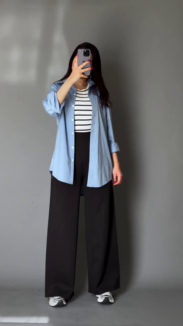 Chic Striped Top with Wide-Leg Trousers Ensemble - Image 9