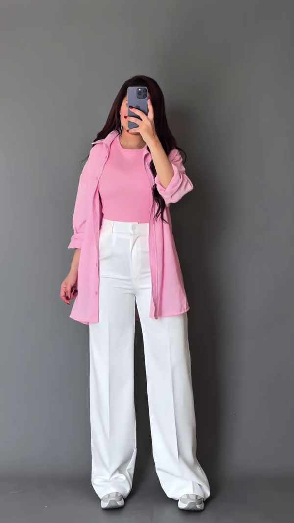 Chic Striped Top with Wide-Leg Trousers Ensemble - Image 5
