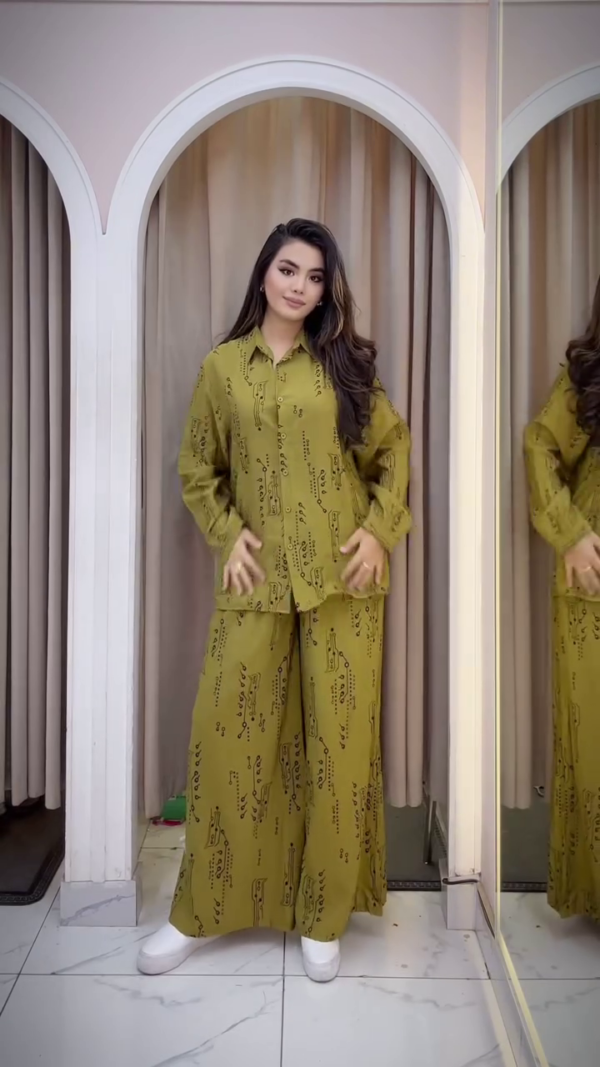 Elegant Printed Co-Ord Set - Versatile Chic in Earthy Tones