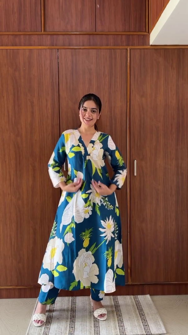 Elegant Women's Ethnic Kurta Set with Dupatta - Summer Floral & Embroidered Cotton Collection