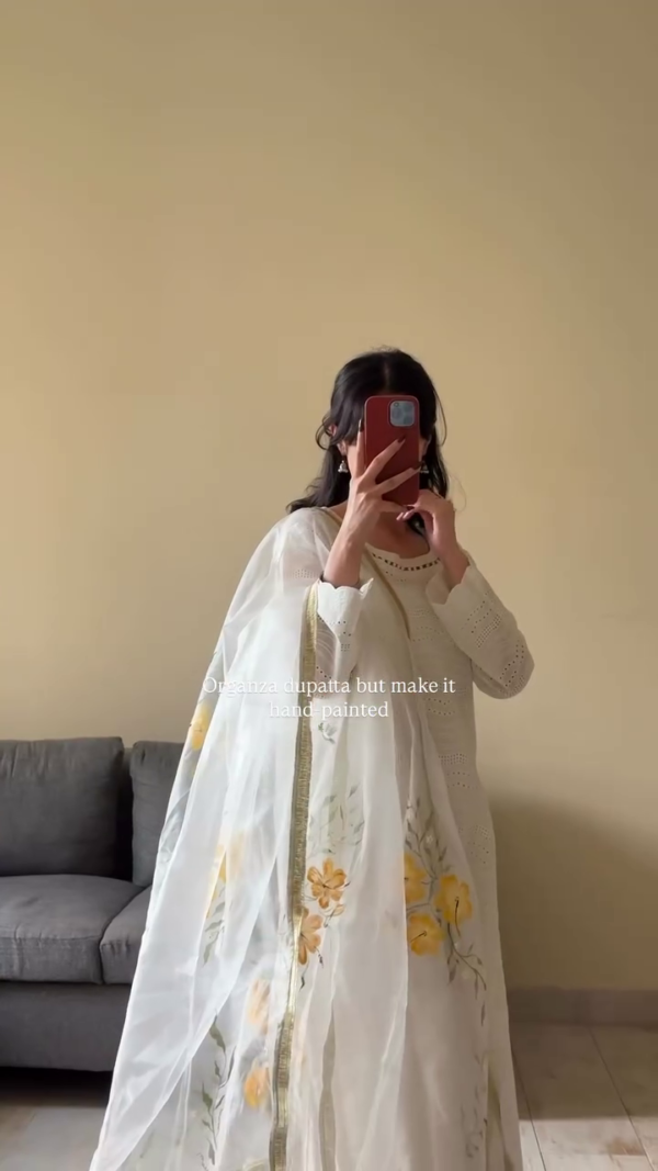 Elegant White Cotton Kurta Set with Hand-Painted Organza Dupatta 🌸✨
