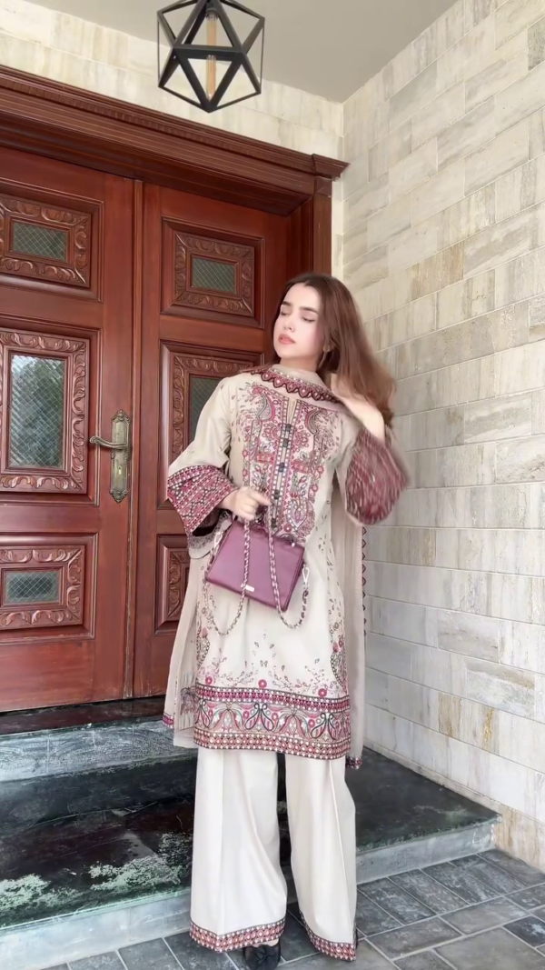 Cream Beige Embroidered Lawn Suit with Printed Borders & Maroon Detailing 🌸🤍