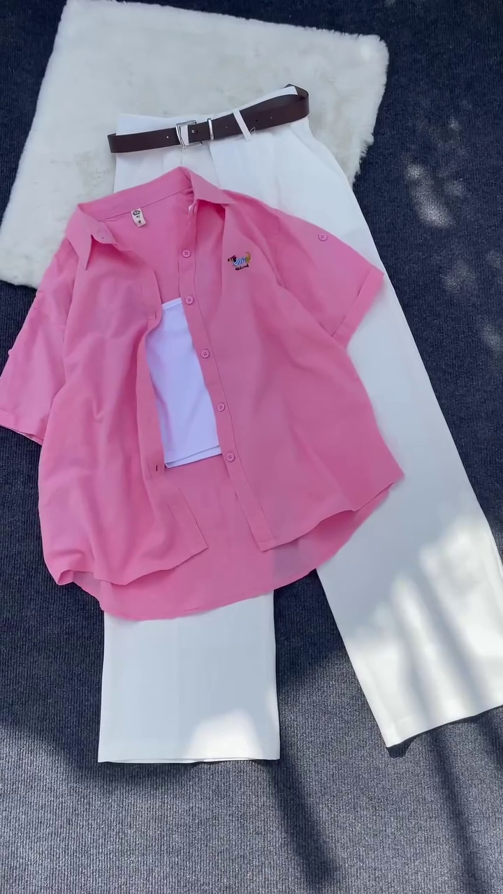 🌸 Vibrant Summer Chic 3-Piece Set – Hot Pink Oversized Shirt, White Cropped Tank Top & Cream Wide-Leg Trousers with Belt 🌸 - Image 3