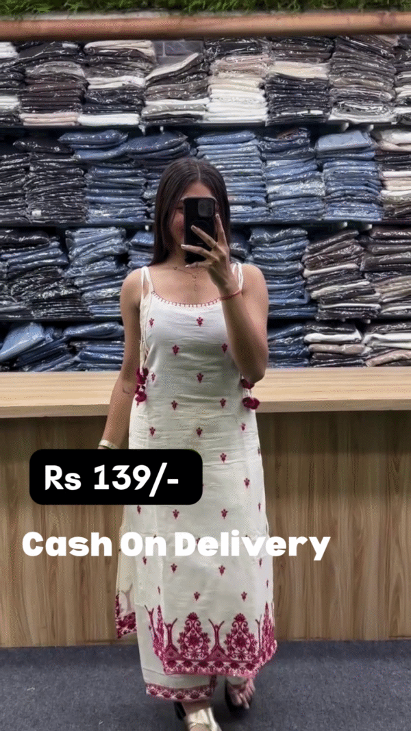 Budget-Friendly Embroidered Ethnic Kurta Set in White 🛍️ - Image 3