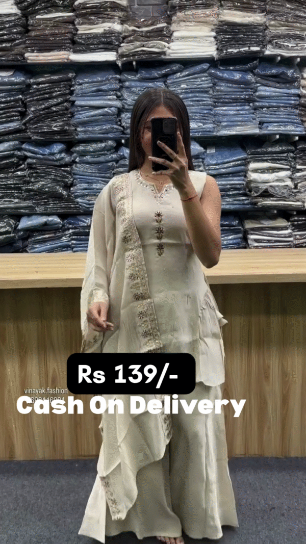 Budget-Friendly Embroidered Ethnic Kurta Set in Cream/White🛍️