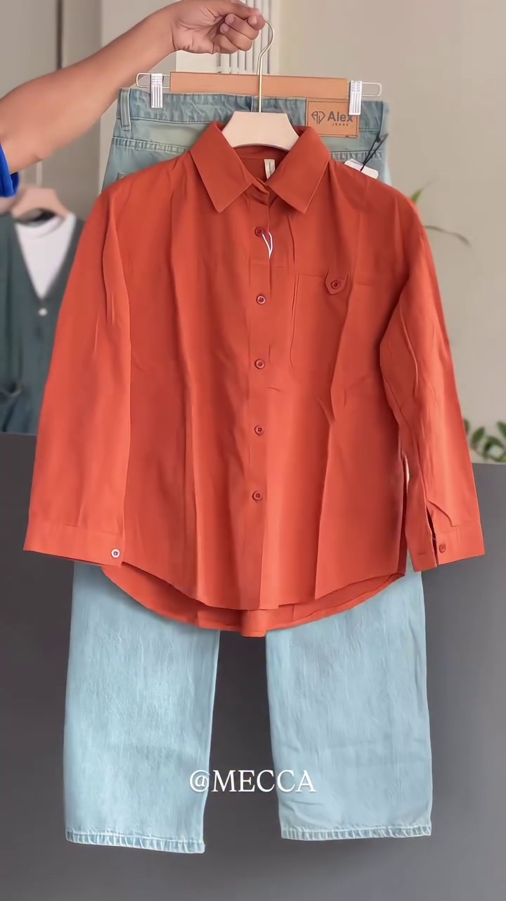 π Rust Elegance Cotton Shirt with Sky Blue Casual Jeans Set π€οΈ