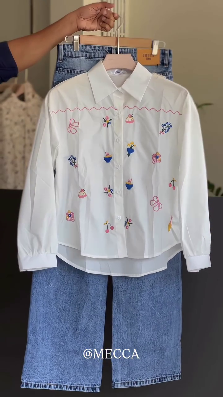 πΈ Floral Embroidery White Shirt with Blue Washed Jeans Set π