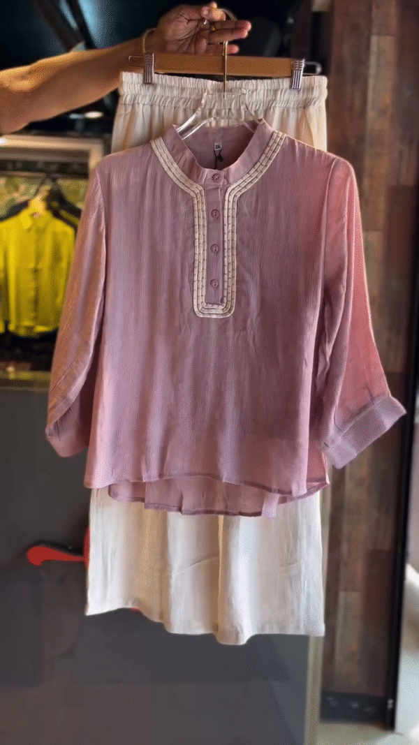 Mauve Pintuck Cotton Blouse with Ivory Palazzo – Pastel Grace for Effortless Elegance