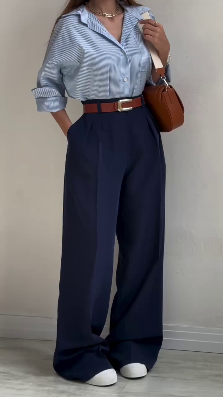💙Urban Poise Striped Oversized Shirt & Navy Wide-Leg Trouser Set – Minimalist Chic in Motion