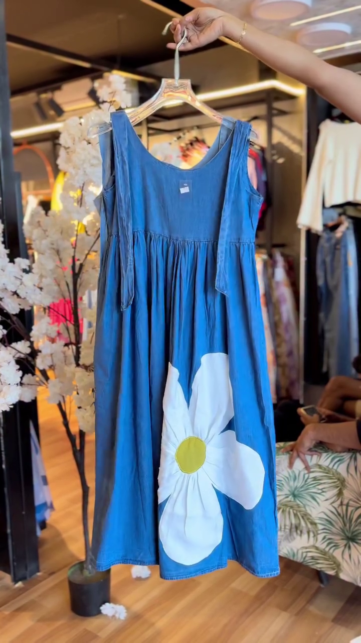 πΌ"Blue Blossom Breeze Denim Dress πΈ β The Charm of Casual Elegance"