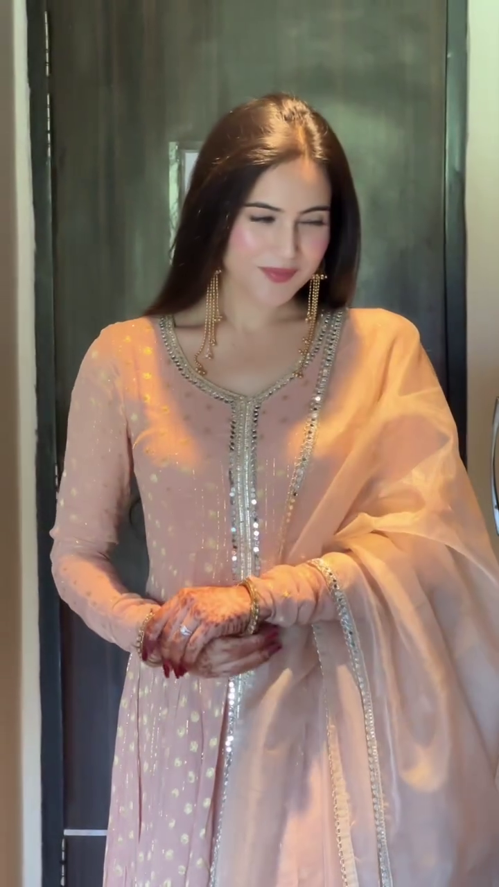 Classic Beige Floral Organza Kurta Set with Metallic Embroidered Motifs and Sheer Dupatta - Image 2