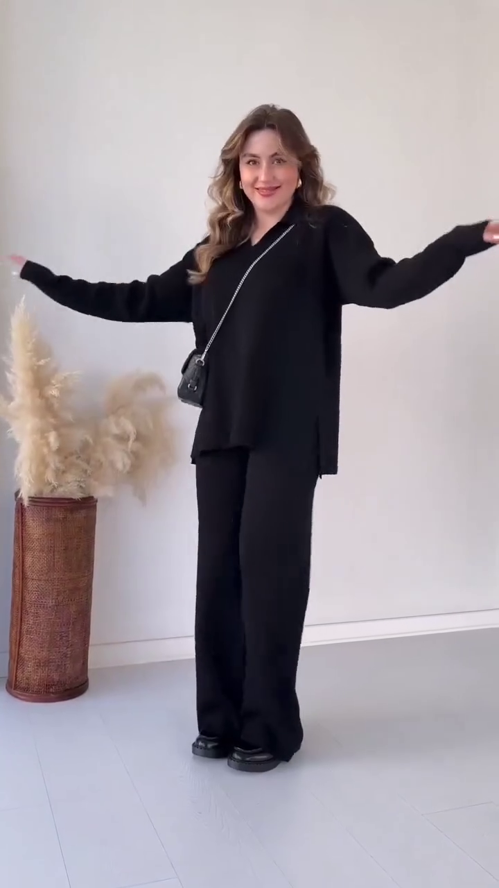 Elegant Relaxed Ribbed Knit Set with Collar Top and Wide-Leg Pants – Caramel Edition - Image 2