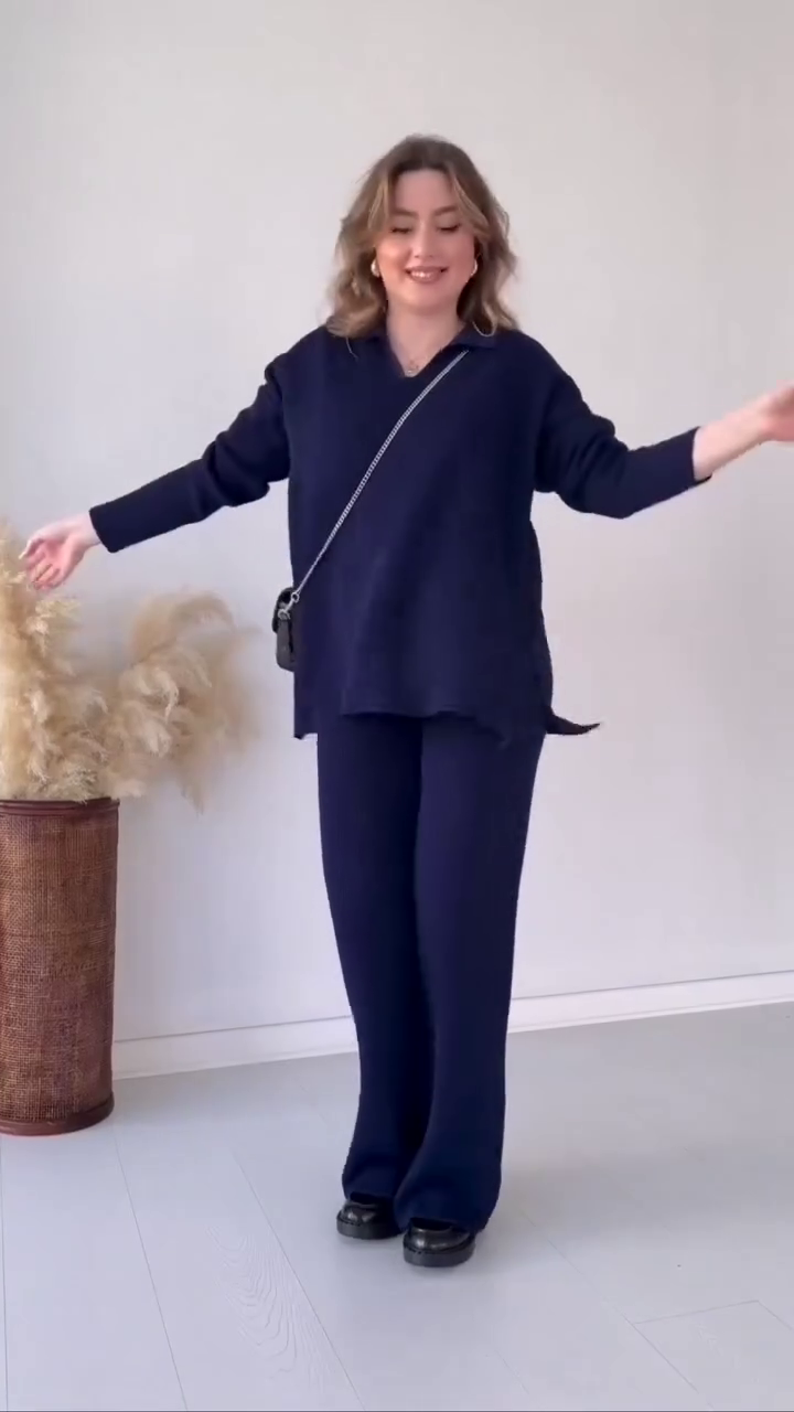 Elegant Relaxed Ribbed Knit Set with Collar Top and Wide-Leg Pants – Caramel Edition - Image 3