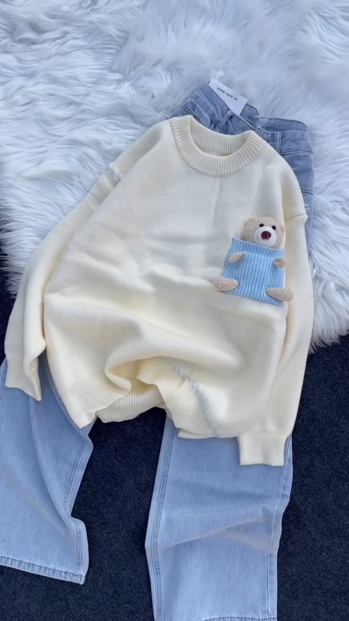 🧸 Teddy Pocket Knit Pullover – Cute Bear Accent & Soft Creamy Yarn