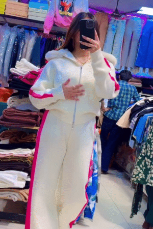 Urban Chic Knit Zipper Hoodie & Wide-Leg Joggers with Hot Pink Side Stripes – All-Season Comfort Athleisure Set