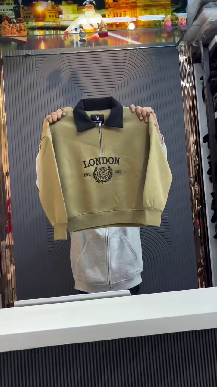 Cream Half‑Zip Contrast Collar “City Crest” Sweatshirt 🤍🖤 - Image 3