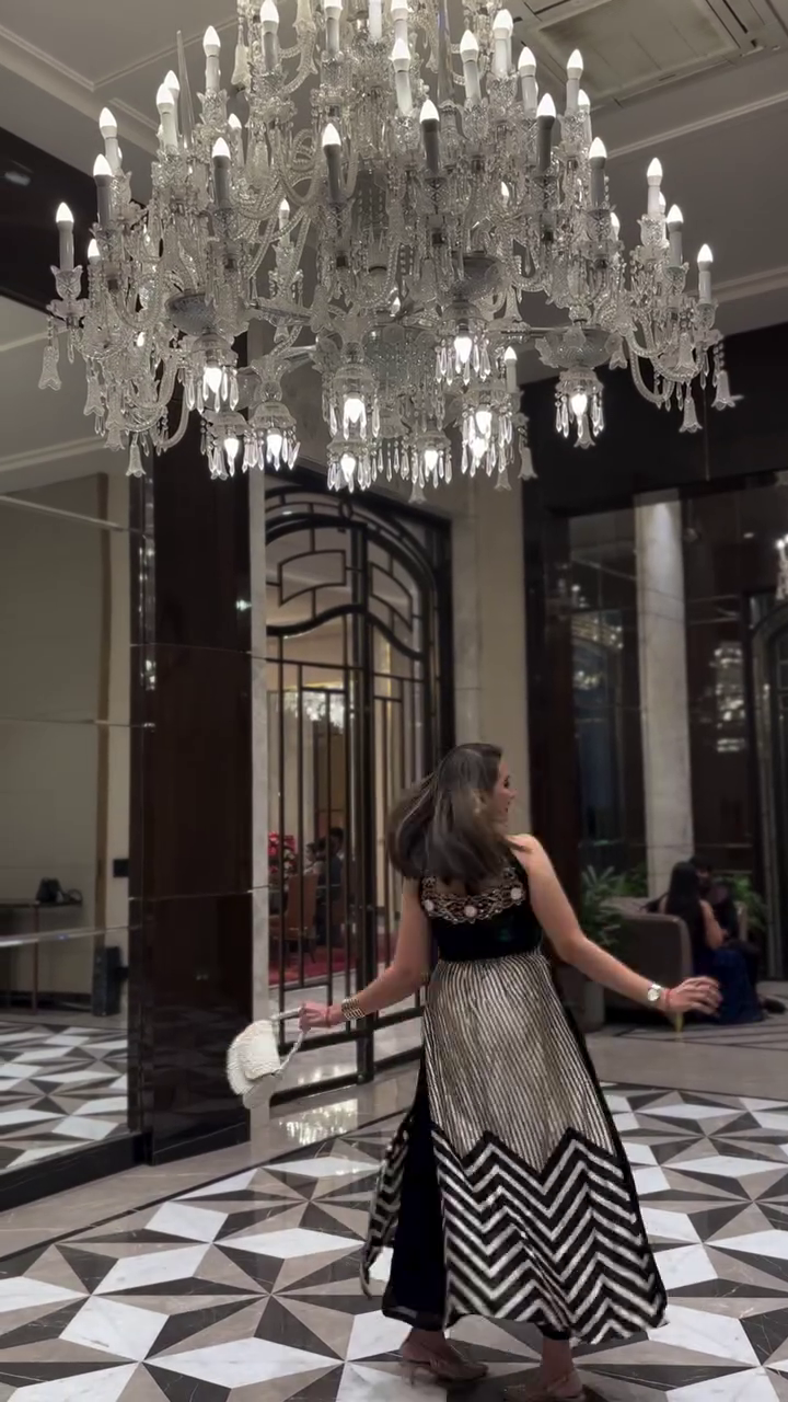 “Black & Ivory Sleeveless Long Jacket Kurta with Chevron Panel Detailing and Straight Inner Dress for Evening & Party Wear” ✨ - Image 2