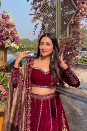 Deep Wine Velvet Lehenga with Long‑Sleeve Embroidered Blouse and Contrasting Dupatta Festive & Wedding Set” 🍷