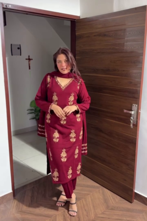 Maroon Straight Kurta with Golden Thread Embroidery, Matching Pants and Coordinated Dupatta Festive Suit Set” 🍷