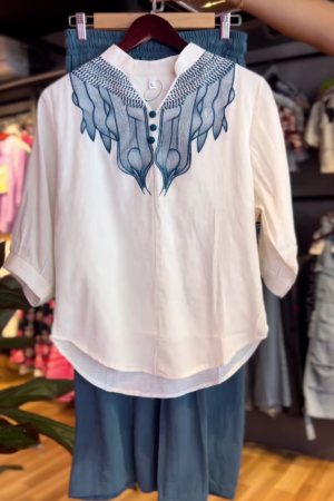 Midnight Mist – Ivory Embroidered Kurta with Teal Trousers