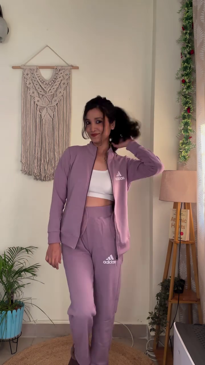 Long Sleeve Lilac Tracksuit Set with Zippered Jacket and Matching Pants for Women 👚👖✨ - Image 2